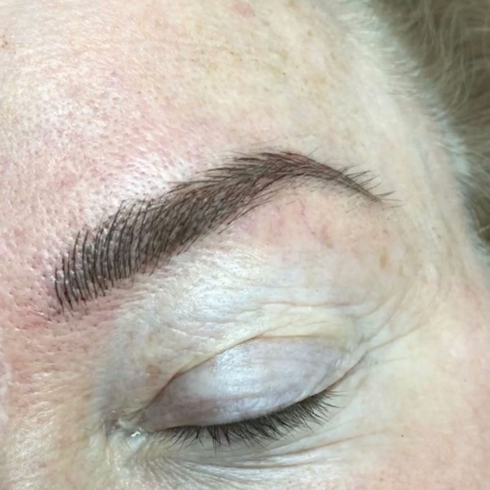 Touch up Microblading