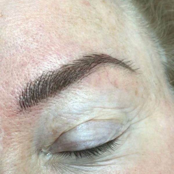 Touch up Microblading